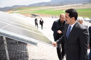 Battalgazi Belediyesi’nin Hacıhaliloğluçiftliği Mahallesi’nde kurduğu 970 kW kapasiteli Güneş Enerji