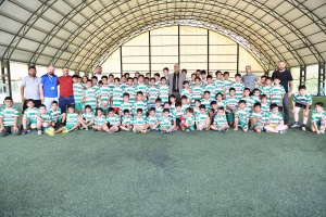 Yeşilyurt Belediyesi tarafından başlatılan Spor Akademisi Futbol Kursuna yoğun ilgi
