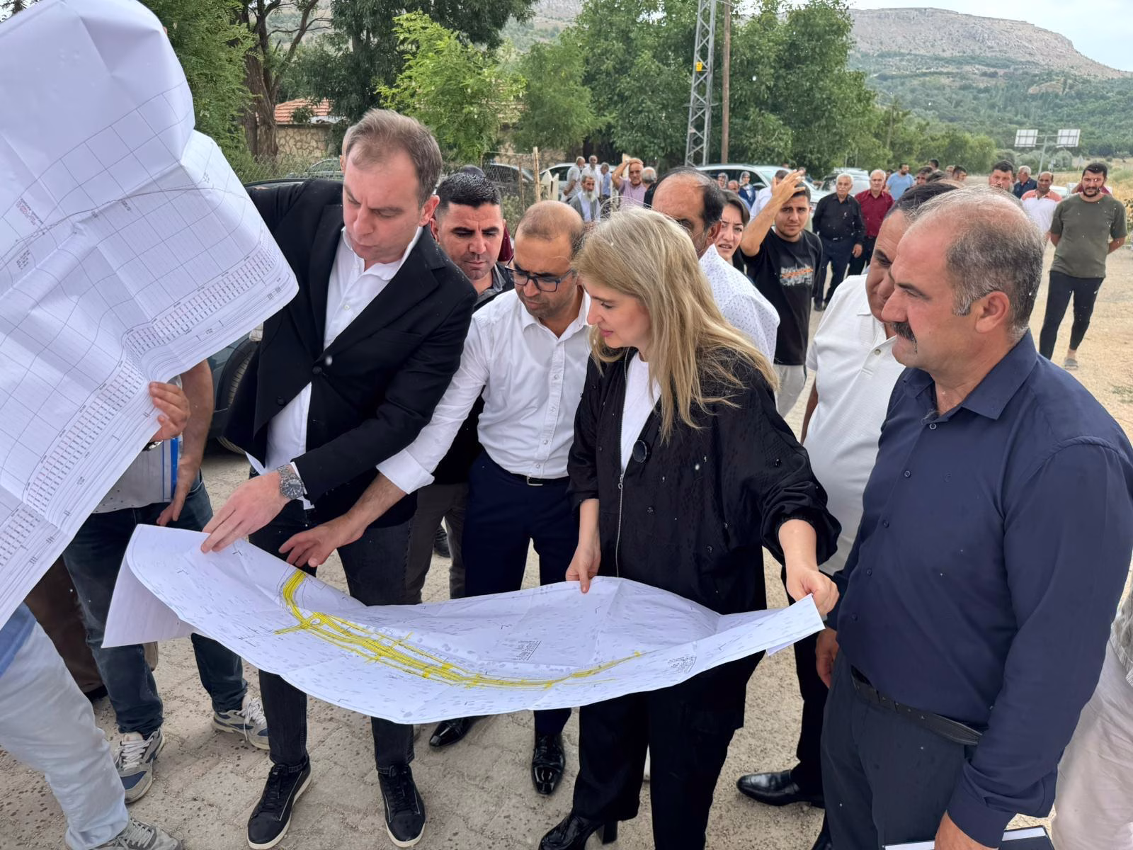 “KAVŞAK DÜZENLEMELERİ TAMAMLANDIĞINDA MALATYA’MIZIN TRAFİĞİNDE CİDDİ BİR RAHATLAMA SAĞLANACAK” AK