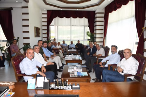 Malatya Büyükşehir Belediye Başkanı Sami Er, Kale ilçesine gerçekleştirdiği ziyarette,