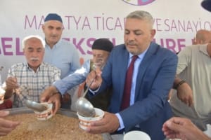 Malatya Ticaret ve Sanayi Odası’nın geleneksel hale getirdiği aşure etkinliğinin
