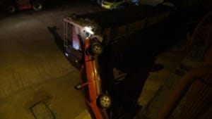 Battalgazi’de Otomobil 5 Metreden Uçtu: 1 Yaralı Malatya’nın Battalgazi ilçesinde