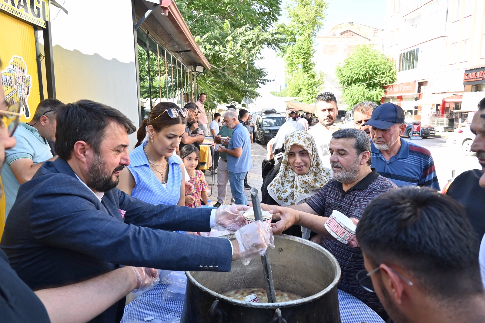 Anahtar Parti Malatya İl Başkanlığı, birlik, beraberlik ve paylaşmanın sembolü