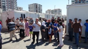 Malatya’nın Yeşilyurt ilçesindeki MİAD Konteyner Kent’te çıkan yangın, büyük paniğe