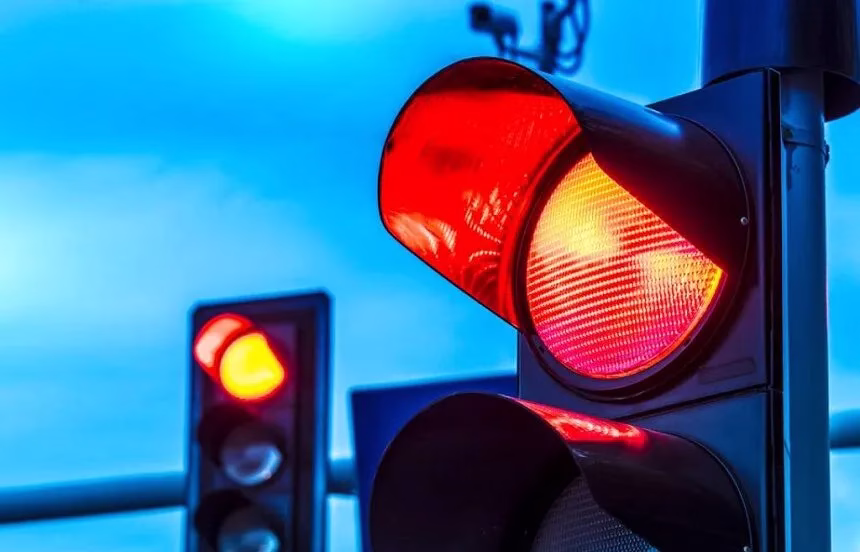 Trafik akışını düzenleyen ve kazaları önleyen en temel sistemlerden biri