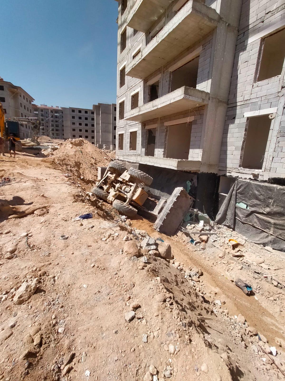 Malatya’da Feci Kaza Malatya’nın Yeşilyurt ilçesi İkizce Mahallesi’nde bulunan TOKİ 2. etap şantiyesinde