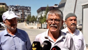 Yeşilyurt Ziraat Odası Başkanı Doğan Solmaz ve çiftçiler, sulama sorunları