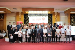 Malatya – Türkiye’de yaşlı nüfusun hızla artması, sosyal hizmetlerden sağlığa,