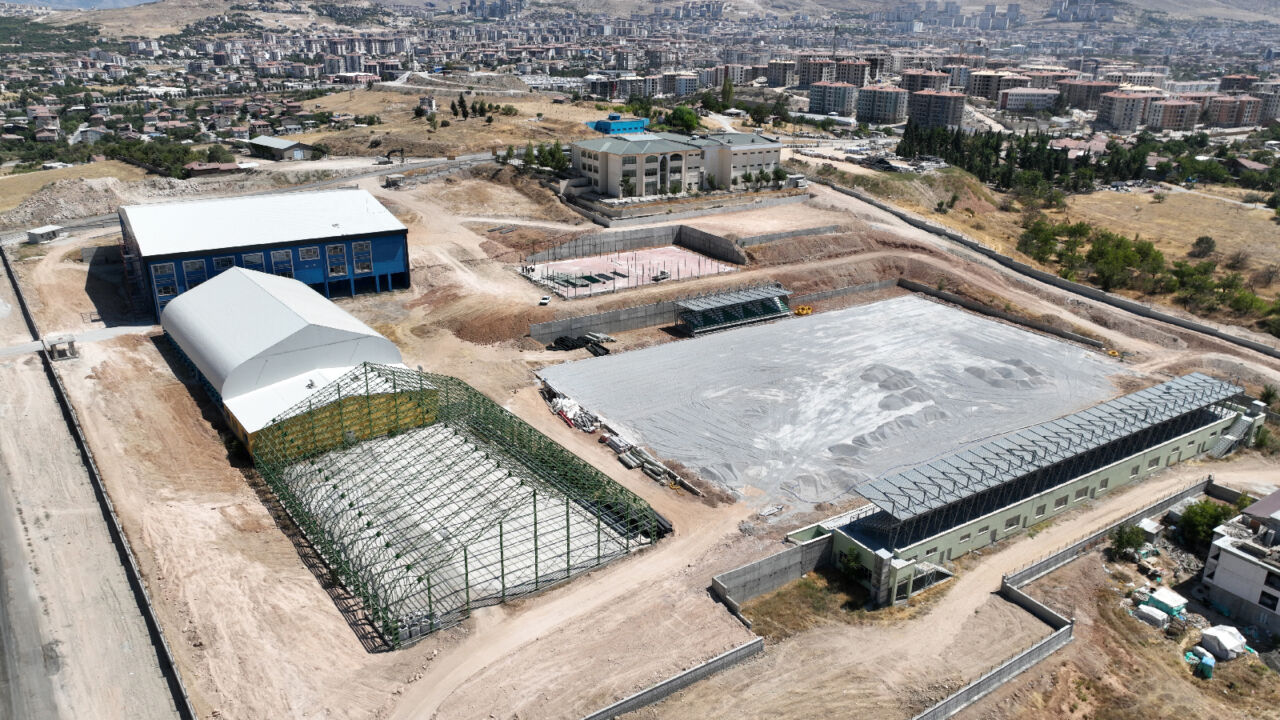 Malatya Büyükşehir Belediyesi, deprem sonrası yeniden yapılanma süreci kapsamında şehrin