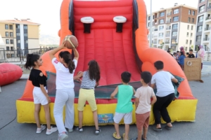 Battalgazi Belediyesi’nin “Aile Her Şeydir” programı kapsamında düzenlediği etkinlikler, 50’ye