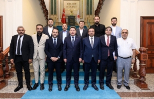 Malatya’dan Ankara’ya giden heyet, Adalet Bakanı Yılmaz Tunç ile bir