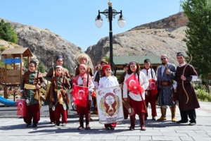 Darende’de 72. Zengibar Karakucak Güreş ve Kültür Festivali, kortej yürüyüşü