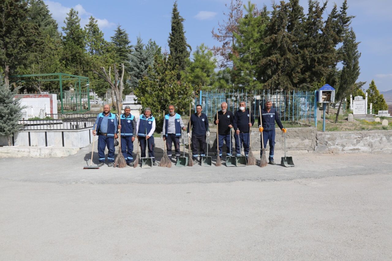 Battalgazi Belediye Başkanı Bayram Taşkın’ın göreve gelmesiyle birlikte ilçede temizlik