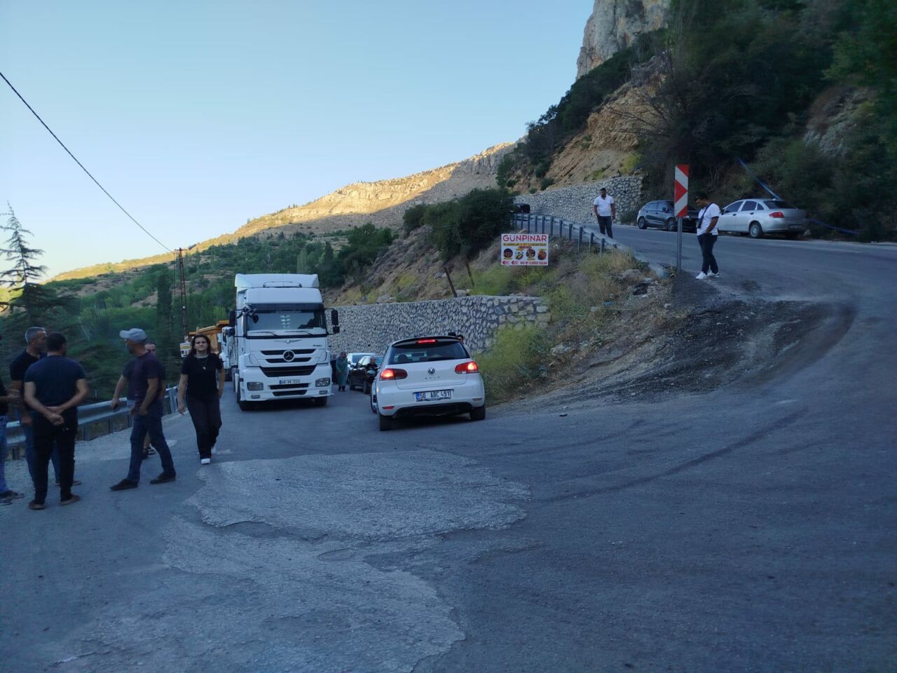 Çözüm Bekleyen Günpınar Yolu Projesi Rafta Kaldı! Vatandaş Çileden Çıkıyor