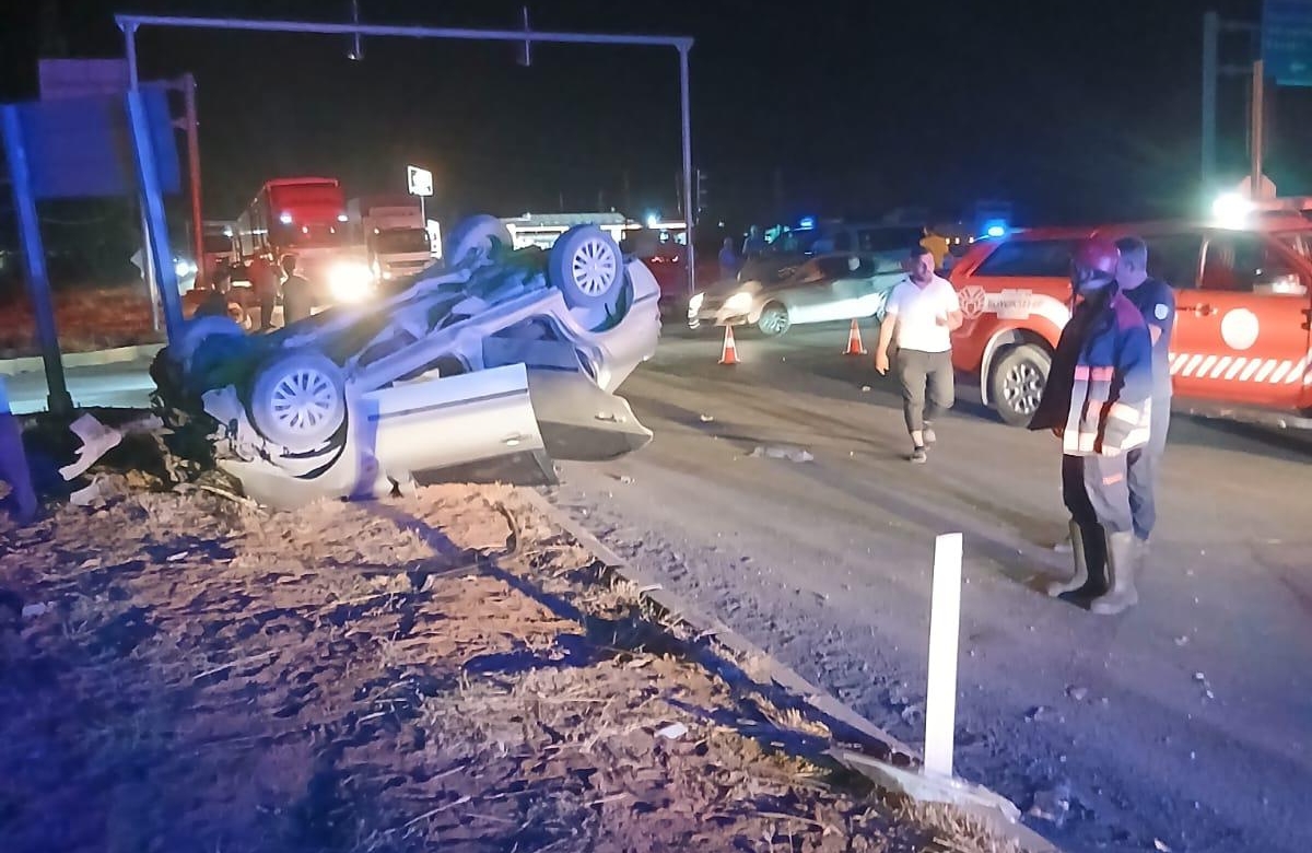 Malatya-Sivas Yolunda Trafik Kazası: 5 Kişi Yaralandı MALATYA – Malatya-Sivas
