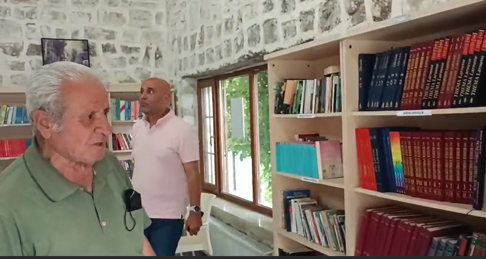 Günpınar Sosyal Tesisleri’ndeki kütüphane, gönüllü desteklerle zenginleşmeye devam ediyor. Yetkililer,