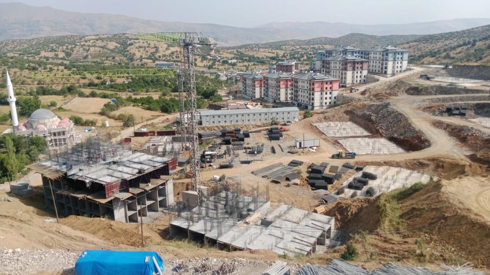Malatya Pütürge’de 813 Konutluk Toplu Konut Projesinde İlk Etap Tamamlandı