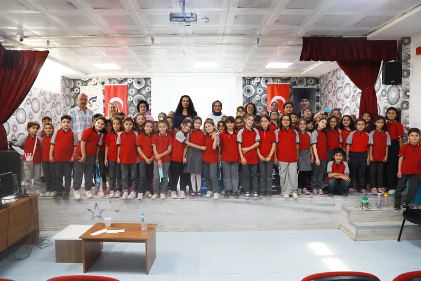 Battalgazi Belediyesi, yeni eğitim dönemiyle birlikte ilkokul öğrencilerine yönelik "Sıfır