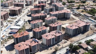 Malatya'da Akçadağ, Yeşilyurt ve Battalgazi ilçelerinde kentsel dönüşüm kapsamında inşa