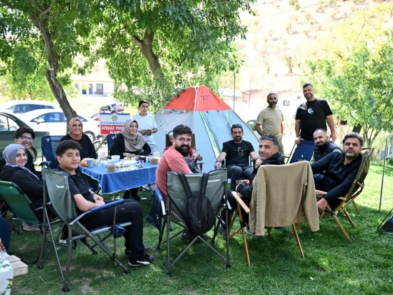 Yeşilyurt Belediyesi tarafından Beydağı Tabiat Parkı’nda düzenlenen ‘Aile Çadır Kampı’,