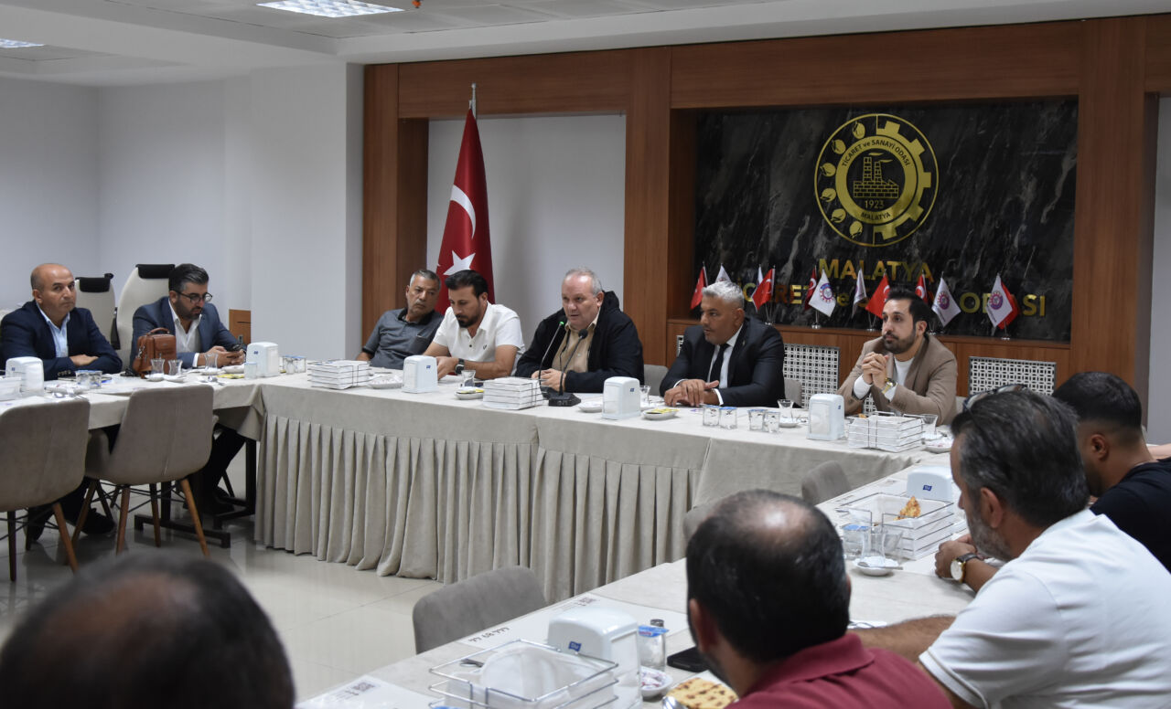 MTSO ev sahipliğinde düzenlenen toplantıda Aksa Malatya Doğalgaz yetkilileriyle bir