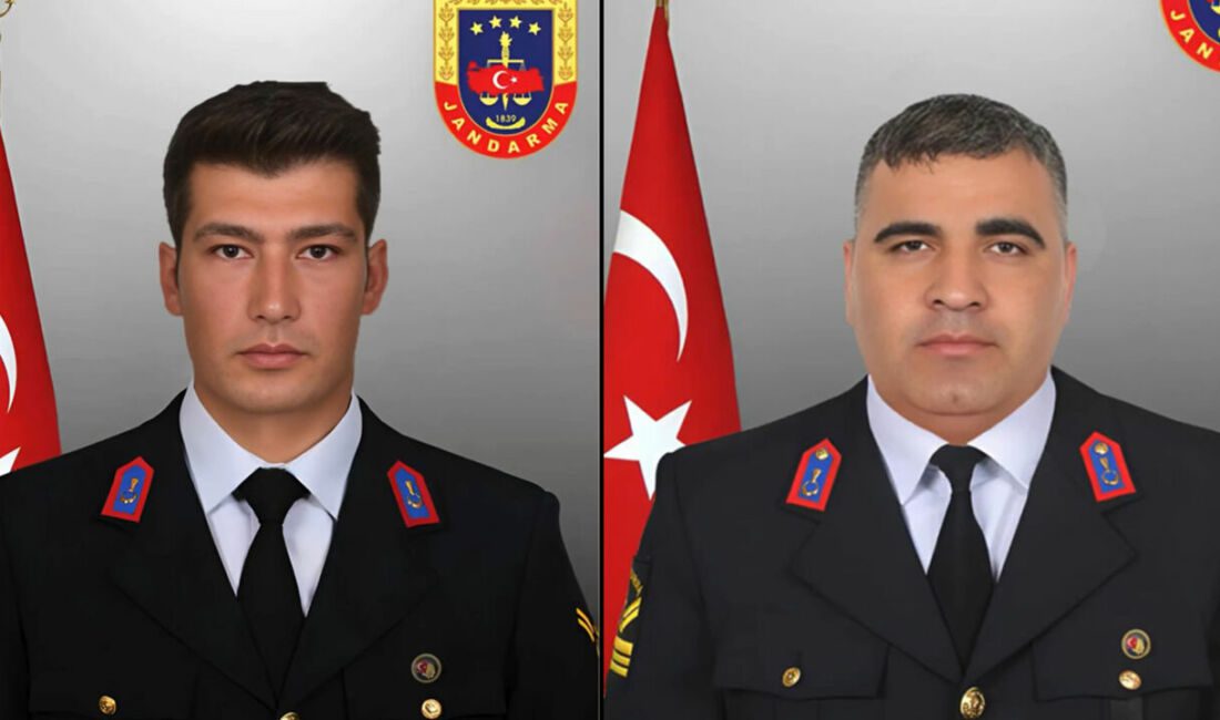 Aksaray-Niğde Otoyolu'nda sabaha karşı meydana gelen feci trafik kazasında, jandarmaya