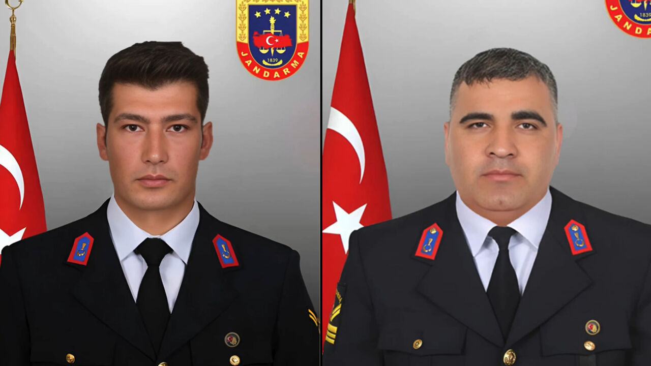 Aksaray-Niğde Otoyolu'nda sabaha karşı meydana gelen feci trafik kazasında, jandarmaya