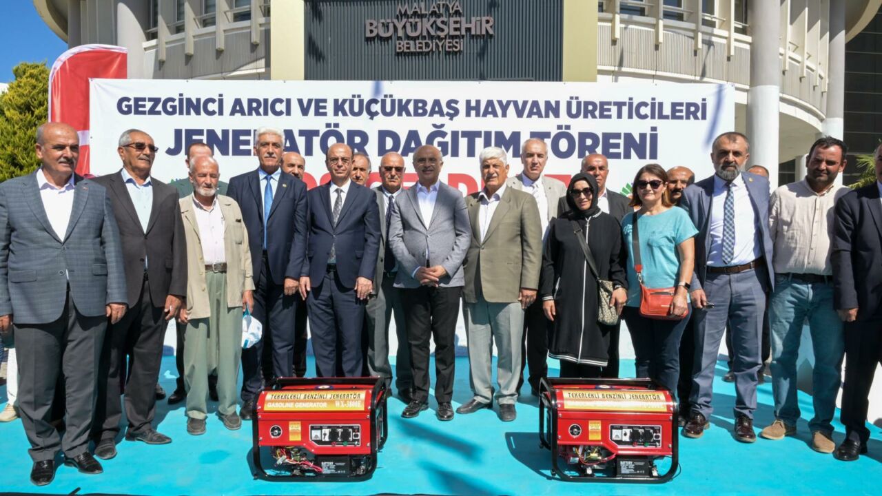 Malatya Büyükşehir Belediyesinden üreticilere jeneratör ve sıvat desteği. Malatya Büyükşehir