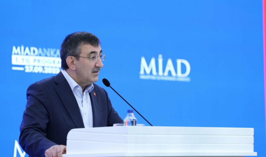 Cumhurbaşkanı Yardımcısı Cevdet Yılmaz, MİAD Ankara Şubesi 1. yıl programında