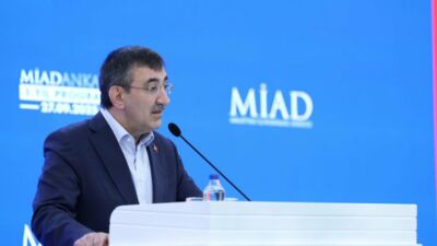Cevdet Yılmaz: Malatya’ya Yatırımlar Artacak Cumhurbaşkanı Yardımcısı Cevdet Yılmaz, MİAD Ankara Şubesi 1. yıl programında