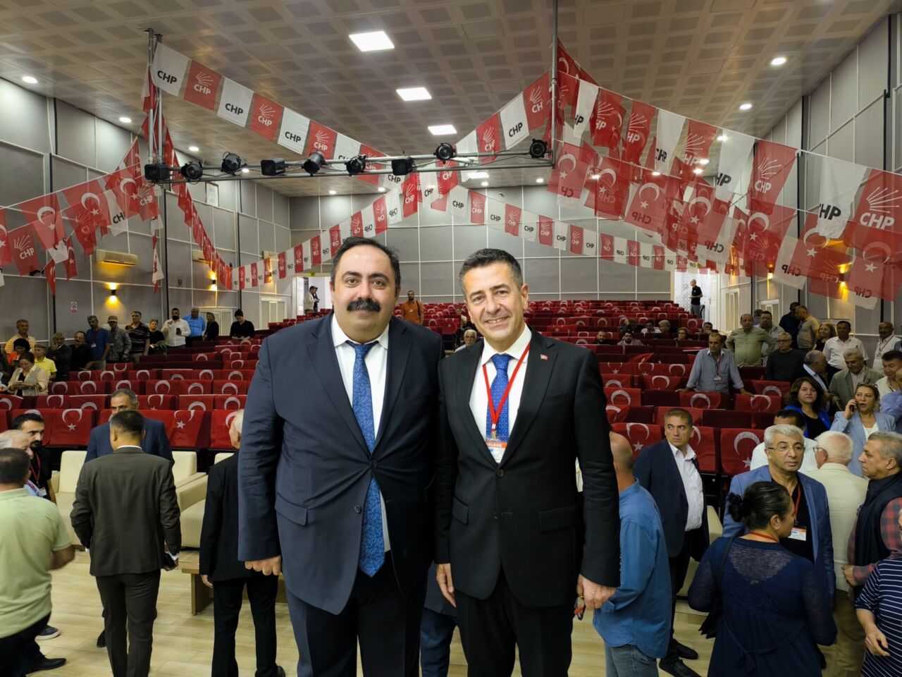  CHP Battalgazi İlçe Kongresi’nde mevcut Başkan Alper Gürsoy yeniden seçildi.