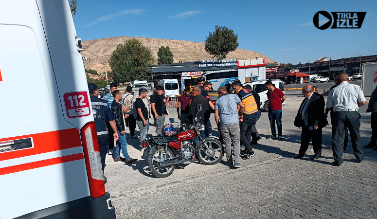 Malatya’nın Darende ilçesinde D300 Karayolu üzerinde meydana gelen kazada otomobilin
