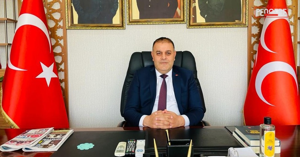 Milliyetçi Hareket Partisi (MHP) Malatya İl Başkanı Gökhan Gökten, 8
