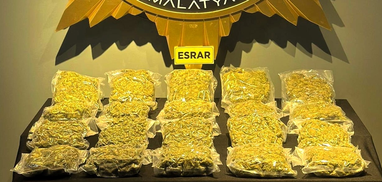 Hekimhan’da Uyuşturucu Operasyonu: 12 Kilo 800 Gram Esrar Ele Geçirildi