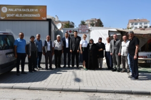 Malatya Girişimci İş İnsanları Derneği (MAGİNDER) Başkanı Salih Karademir ,