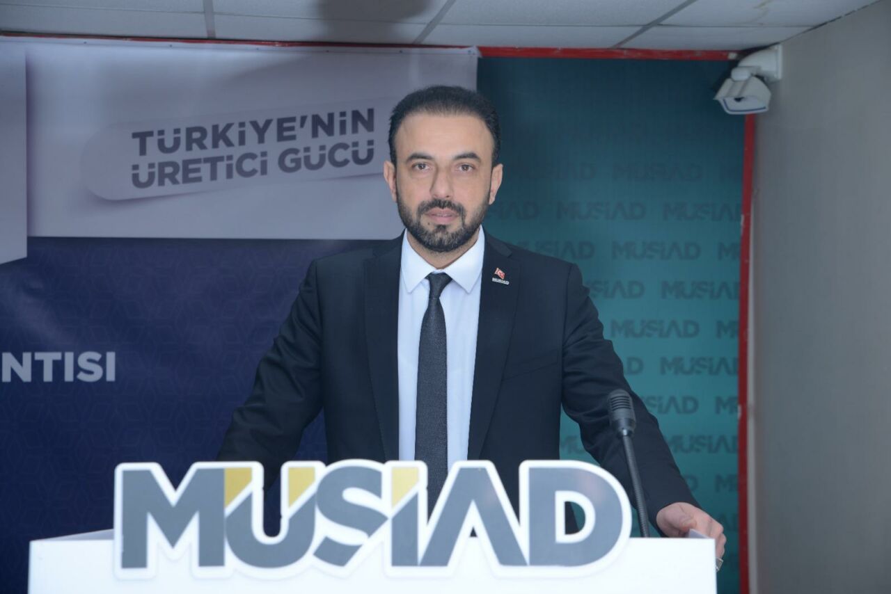 Malatya’da MÜSİAD Malatya Şube Başkanı Yunus Akçin, Ahilik Haftası dolayısıyla