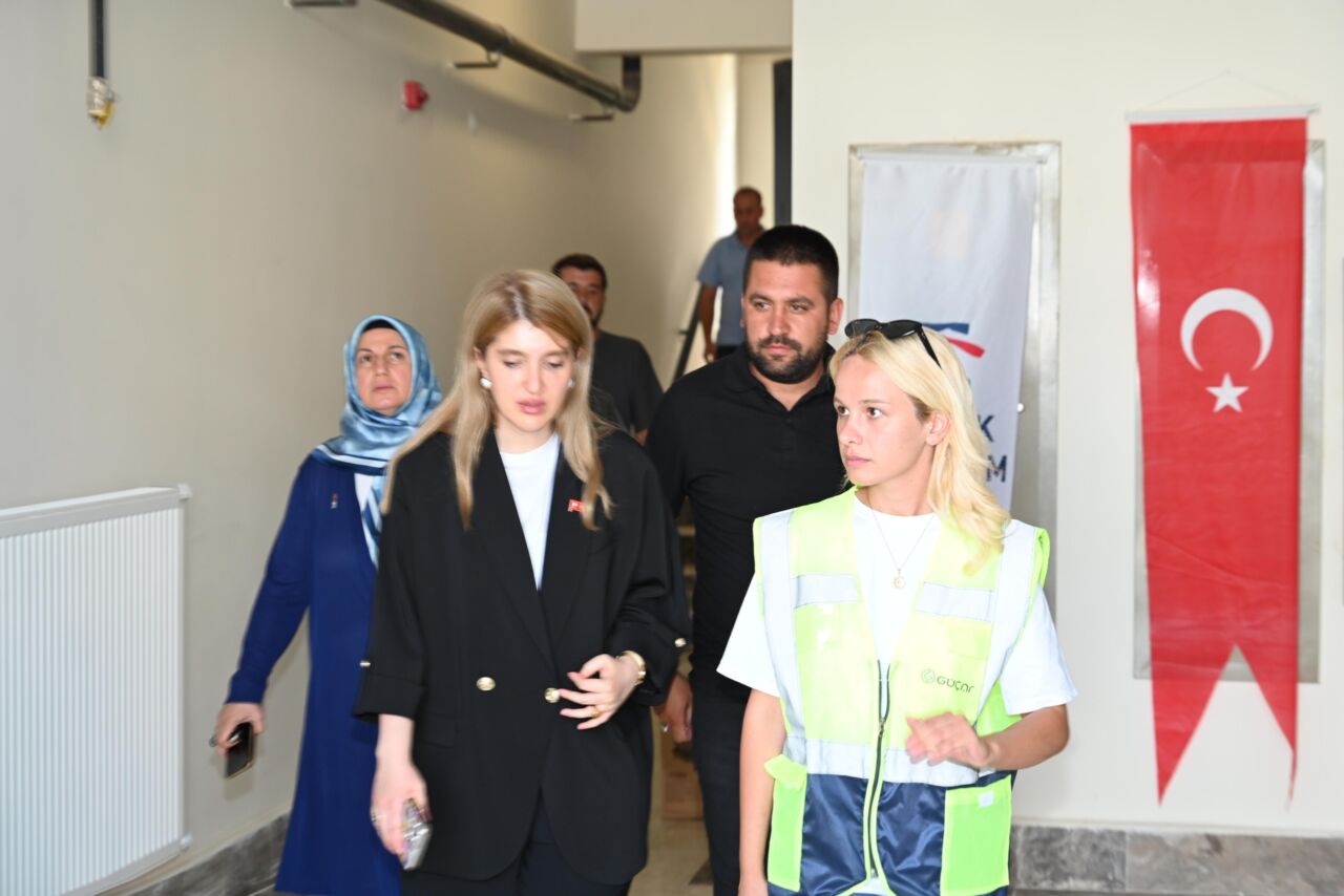 Malatya’da Depremzedelere Yeni Yuvaları Teslim Ediliyor Cumhurbaşkanı Erdoğan, 300 Bininci