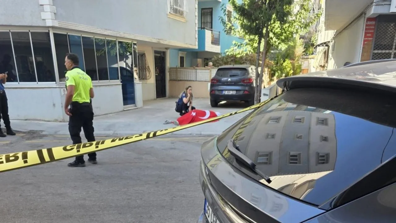 İzmir’de Polis Merkezine Silahlı Saldırı: 2 Polis Şehit, 2 Polis