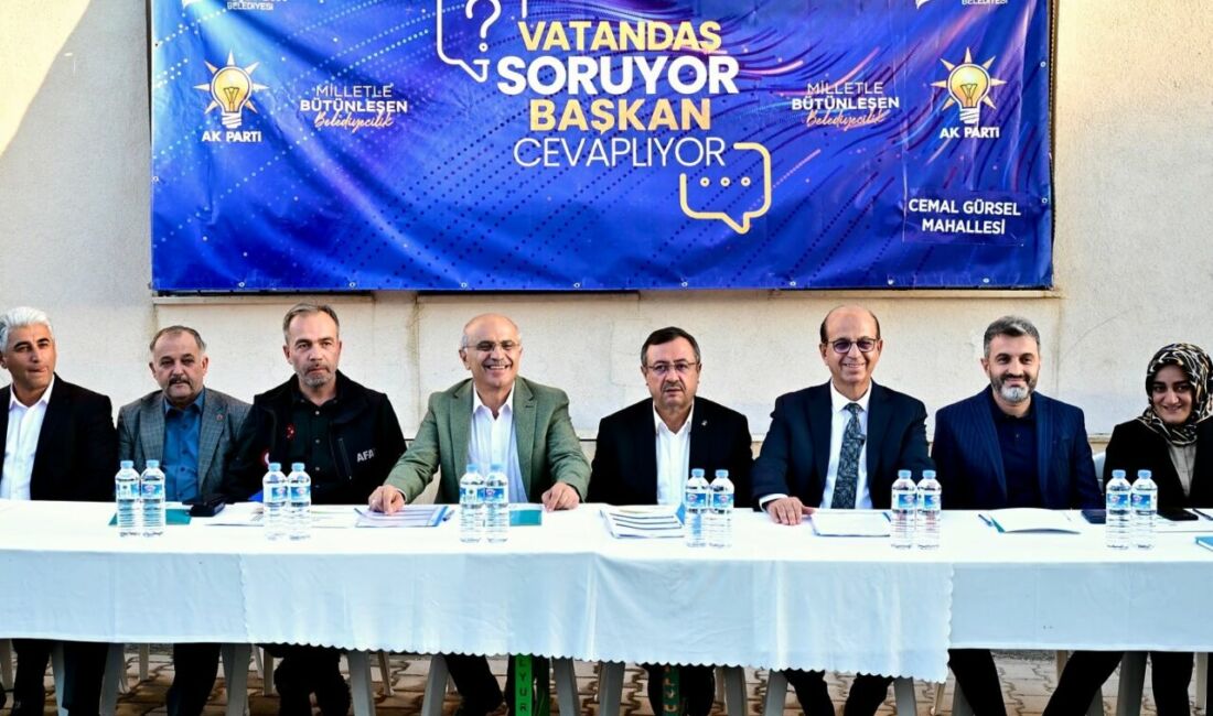 Yeşilyurt Belediyesi'nin "Vatandaş Soruyor, Başkanlar Cevaplıyor" toplantısının bu haftaki durağı