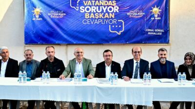 Yeşilyurt Belediyesi'nin "Vatandaş Soruyor, Başkanlar Cevaplıyor" toplantısının bu haftaki durağı