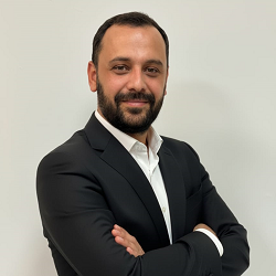 Miraç KARAMAN Miraç KARAMAN yazar fotoğrafı