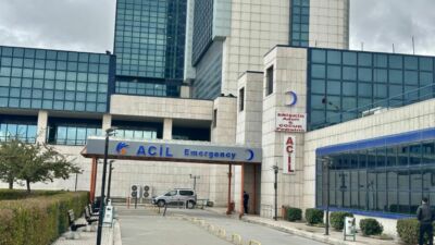 Malatya İnönü Üniversitesi'nde görevli hemşire Serpil Yavuz (28), kaldığı konteyner