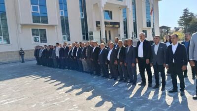 Darende'de 19 Ekim Muhtarlar Günü dolayısıyla düzenlenen törende konuşan Darende