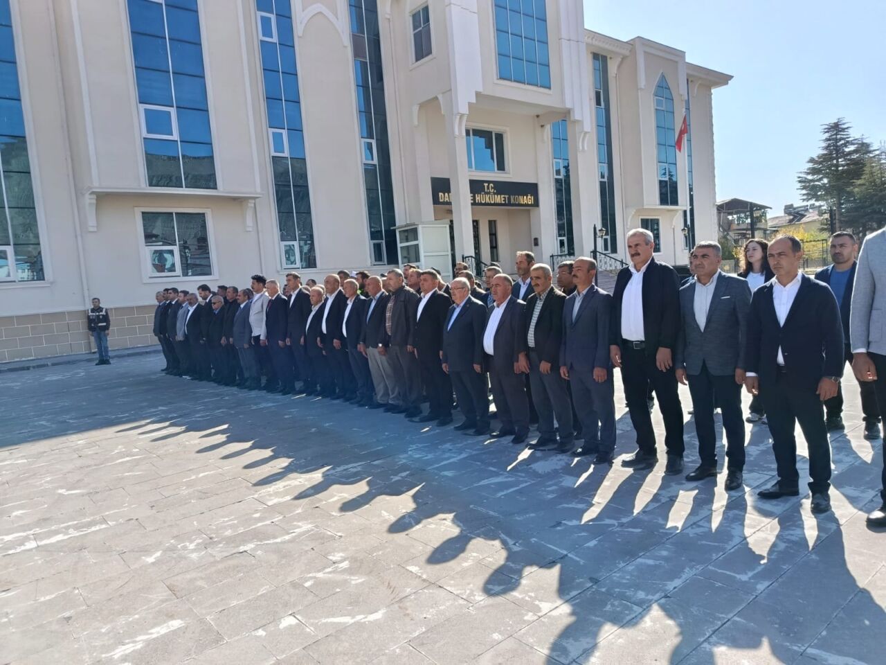 Darende'de 19 Ekim Muhtarlar Günü dolayısıyla düzenlenen törende konuşan Darende