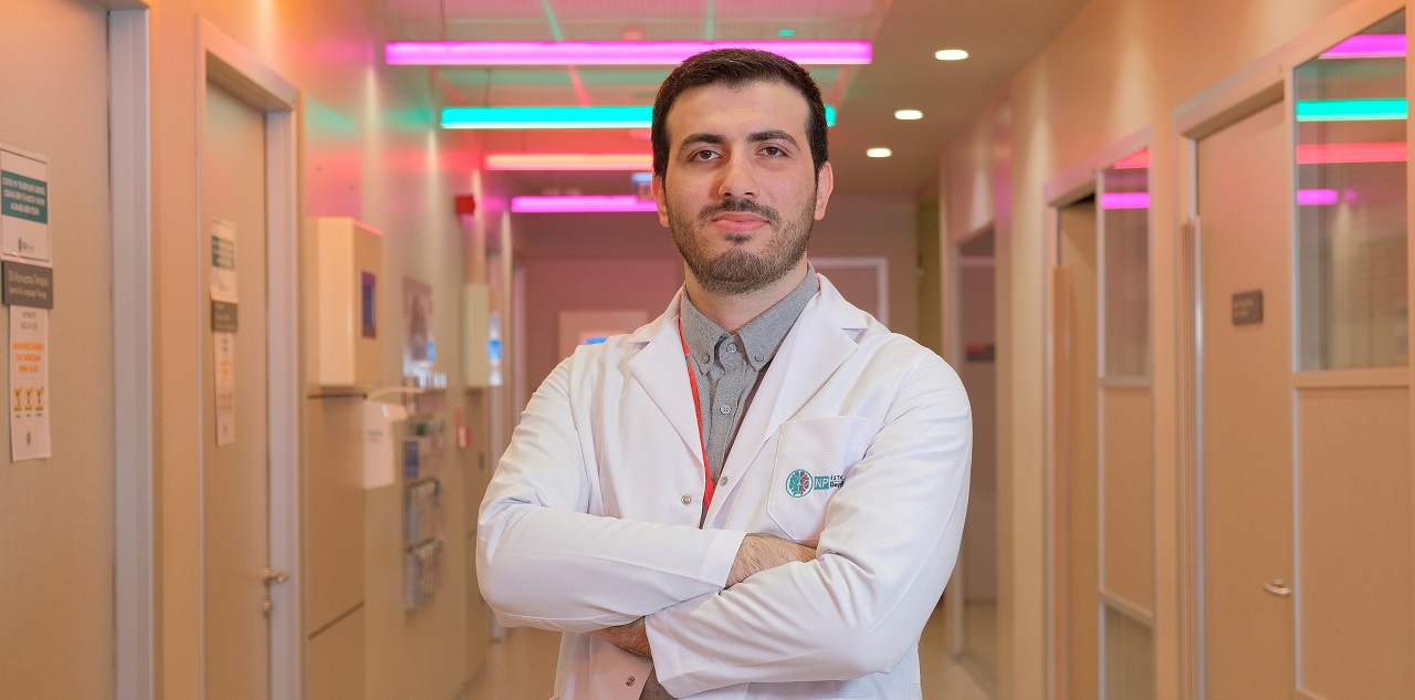 Uzman Klinik Psikolog Cumali Aydın, gençlerin sosyal hayattan çekilerek evde