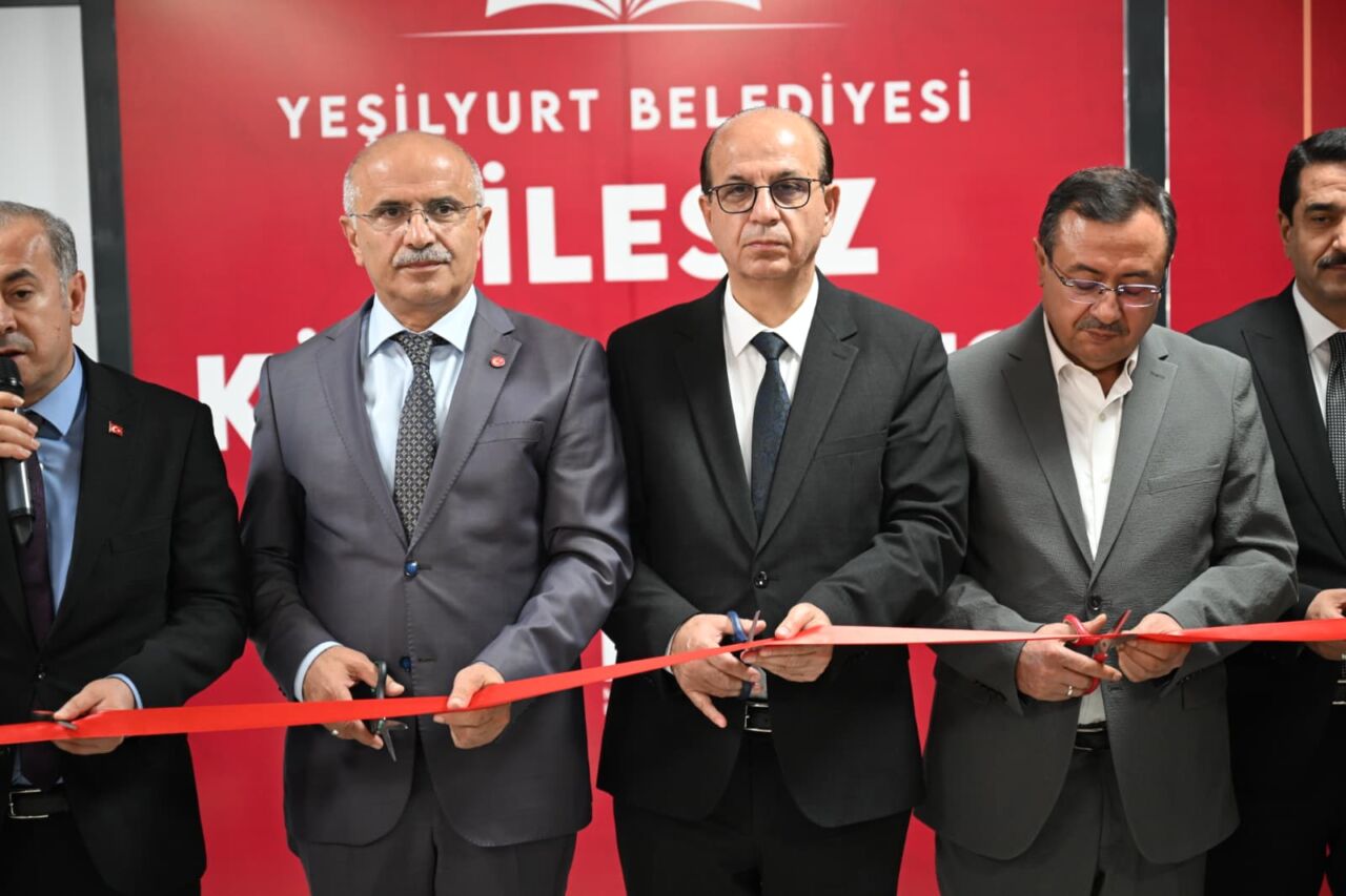Yeşilyurt Belediye Başkanı Prof. Dr. İlhan Geçit'in seçim vaadi olan