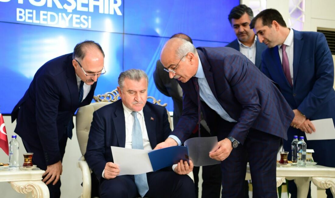 Gençlik ve Spor Bakanı Dr. Osman Aşkın Bak, Malatya Büyükşehir