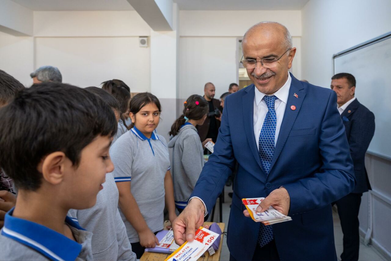 Malatya Büyükşehir Belediye Başkanı Sami Er, İl Milli Eğitim Müdürü