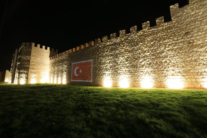 Malatya'nın ilk yerleşim yeri olan Arslantepe'den taşınan XII. Fulminata Lejyonu
