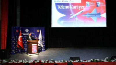 Malatya Turgut Özal Üniversitesi’nde düzenlenen “Tekno Kariyer” programında Türkiye’nin ilk